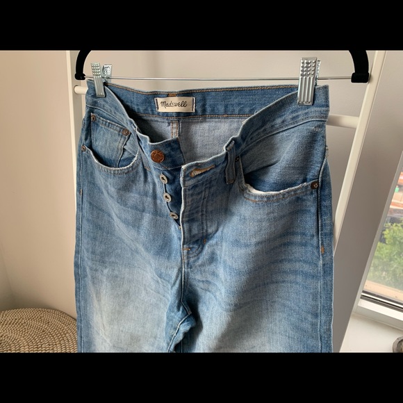 Madewell • The Dad Jean - Picture 7 of 13